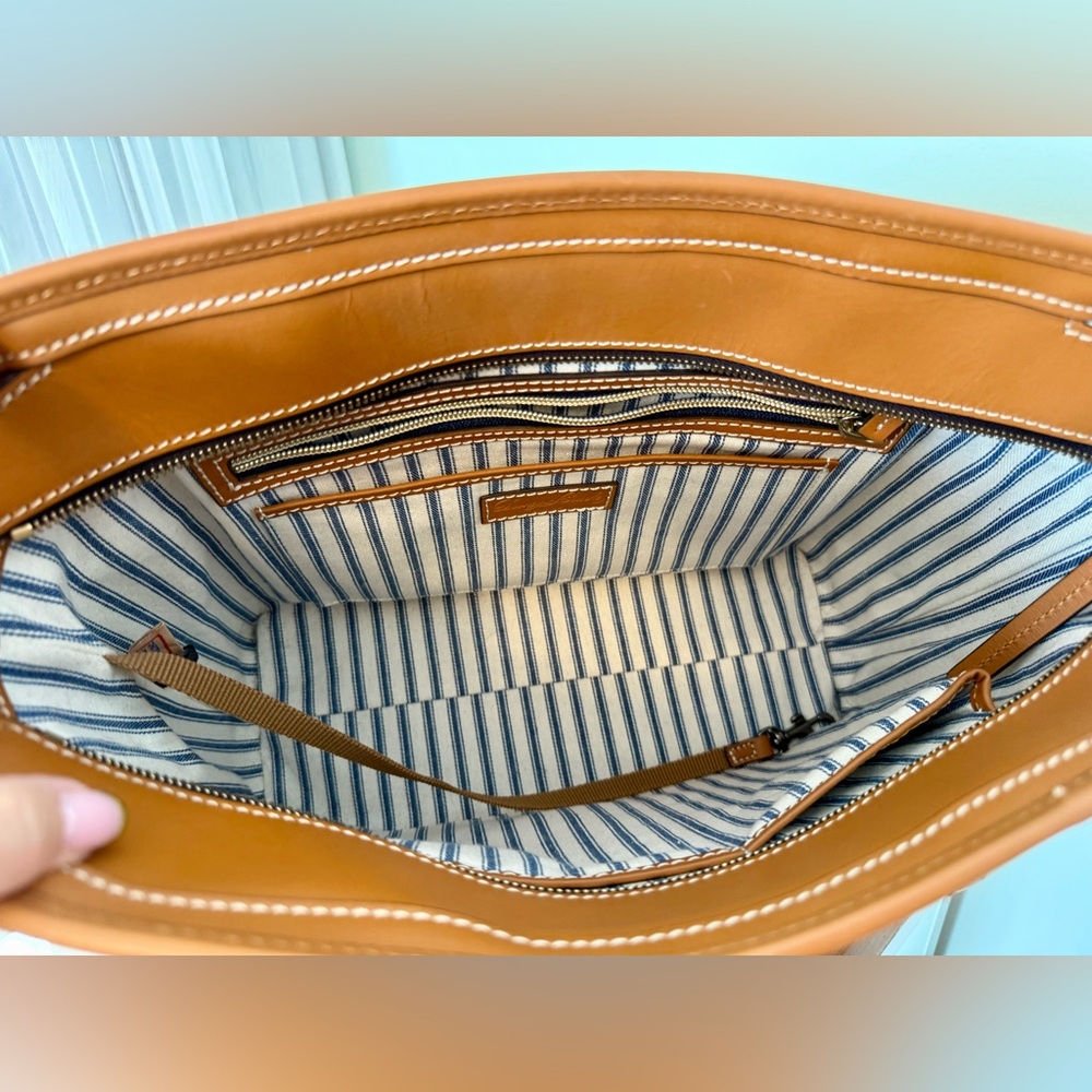 Dooney & Bourke Brown Leather Beacon Tote - Picture 8 of 8